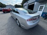 Used 2013 Lincoln MKZ image 3