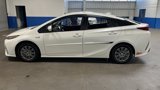 Used 2017 Toyota Prius Prime Premium image 6