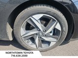 Used 2023 Hyundai Elantra Limited w/ Preferred Accessory Package image 2