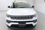 Used 2022 Jeep Compass Latitude image 2