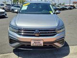 Used 2022 Volkswagen Tiguan SE image 4