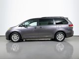 Used 2014 Toyota Sienna XLE image 4