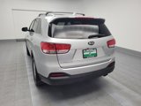 Used 2018 Kia Sorento LX image 6