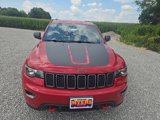 Used 2017 Jeep Grand Cherokee Trailhawk image 3