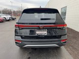 New 2025 Volkswagen Taos SE image 4