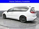 New 2025 Chrysler Pacifica Limited image 3