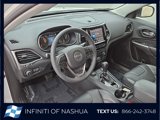 Used 2022 Jeep Cherokee Limited image 5