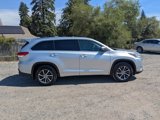Used 2017 Toyota Highlander XLE image 4