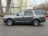 Used 2017 Ford Expedition XLT image 2