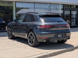 Certified 2021 Porsche Macan image 3