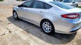 Used 2016 Ford Fusion SE image 3