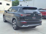 New 2025 Mitsubishi Outlander SE image 3