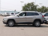 Used 2018 Jeep Cherokee Limited image 4