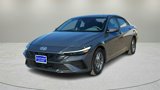New 2025 Hyundai Elantra SEL image 3