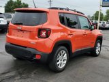 Used 2015 Jeep Renegade Latitude image 3