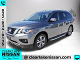 Used 2020 Nissan Pathfinder SL image 3