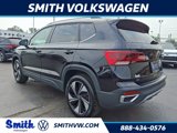 Certified 2024 Volkswagen Taos SE image 4