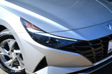 Used 2021 Hyundai Elantra SE image 3