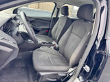 Used 2017 Ford Focus S image 3