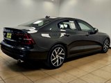 Used 2019 Volvo S60 T6 Momentum w/ Premium Package image 4