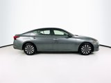Used 2024 Nissan Altima 2.5 SV image 4