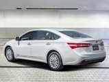 Used 2014 Toyota Avalon Limited image 3