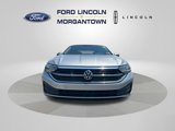 Used 2022 Volkswagen Jetta SE image 2