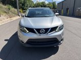 Used 2017 Nissan Rogue Sport SL image 2