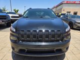 Used 2017 Jeep Cherokee Sport image 3