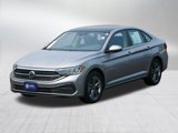 Certified 2022 Volkswagen Jetta SE image 3