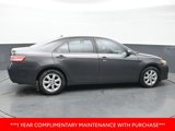 Used 2011 Toyota Camry LE image 2