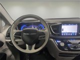 Used 2018 Chrysler Pacifica Limited w/ Tire & Wheel Group image 2