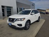 Used 2020 Nissan Pathfinder S image 1