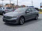 Used 2024 Volkswagen Jetta SE image 2