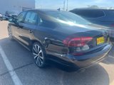 Used 2018 Volkswagen Passat 3.6 image 4