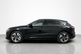 Used 2022 Audi e-tron Premium Plus w/ Premium Plus Package image 2