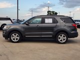 Used 2017 Ford Explorer XLT w/ Equipment Group 202A image 3