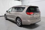 Used 2018 Chrysler Pacifica Limited w/ Tire & Wheel Group image 3