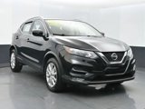 Used 2021 Nissan Rogue Sport SV image 2