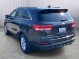 Used 2018 Kia Sorento LX image 3