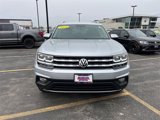 Used 2019 Volkswagen Atlas SE w/ Towing Package image 2