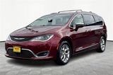 Used 2018 Chrysler Pacifica Limited w/ Advanced Safetytec Group image 2