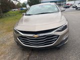 Used 2025 Chevrolet Malibu LT image 2