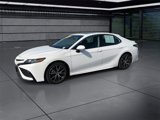 Used 2024 Toyota Camry SE image 4