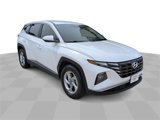 Used 2024 Hyundai Tucson SE image 2