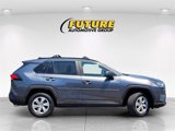 Used 2020 Toyota RAV4 LE image 4