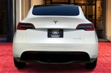 Used 2021 Tesla Model Y Long Range image 4