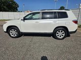 Used 2012 Toyota Highlander SE image 3