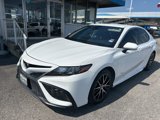 Used 2022 Toyota Camry SE image 3