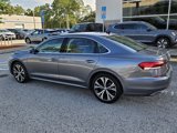 Used 2022 Volkswagen Passat 2.0T SE image 4